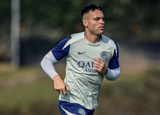 开云官网-意媒：劳塔罗和图拉姆都已参加合练，姆希塔良仍单独训练